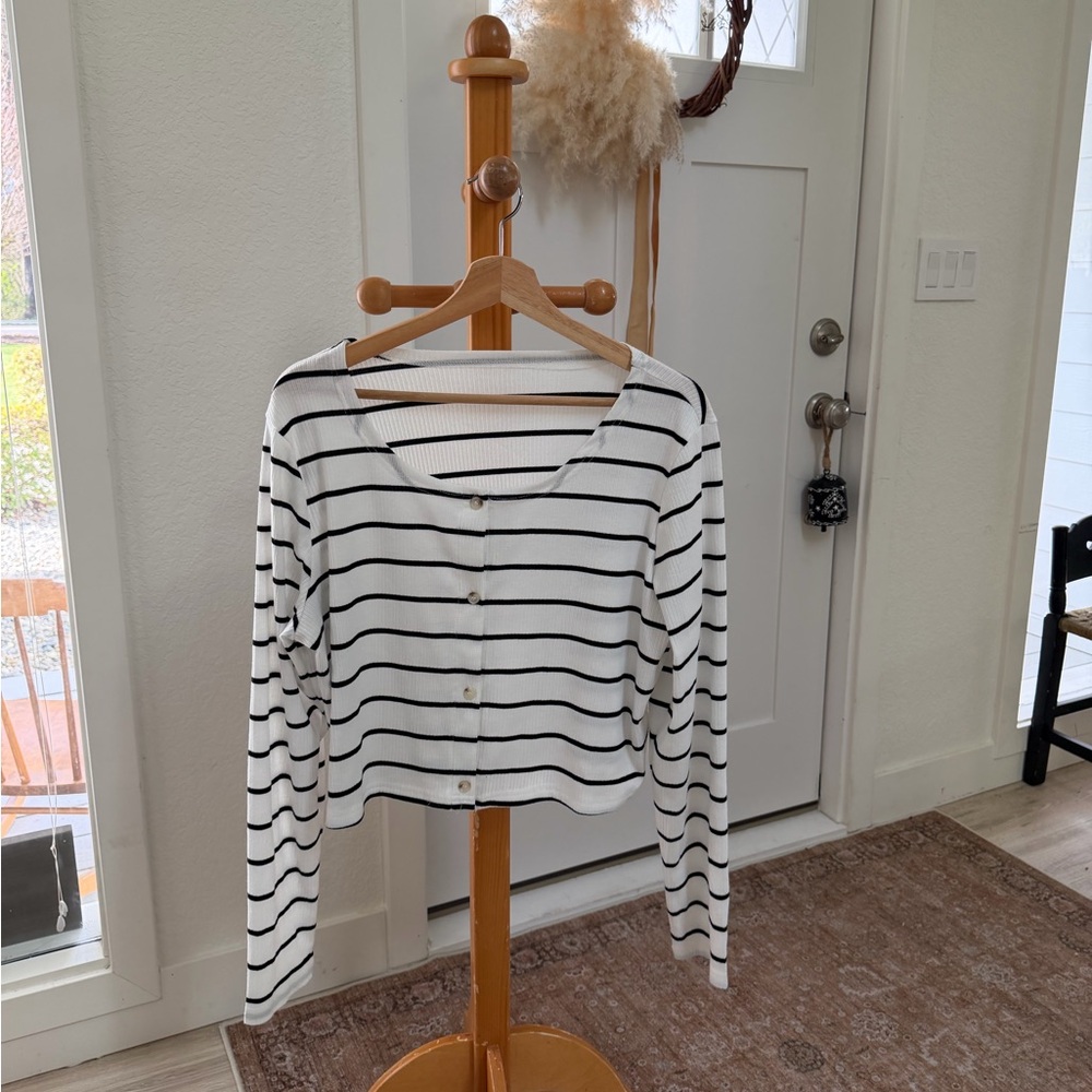 Striped Button-Front Cropped Top - White with Black Stripes